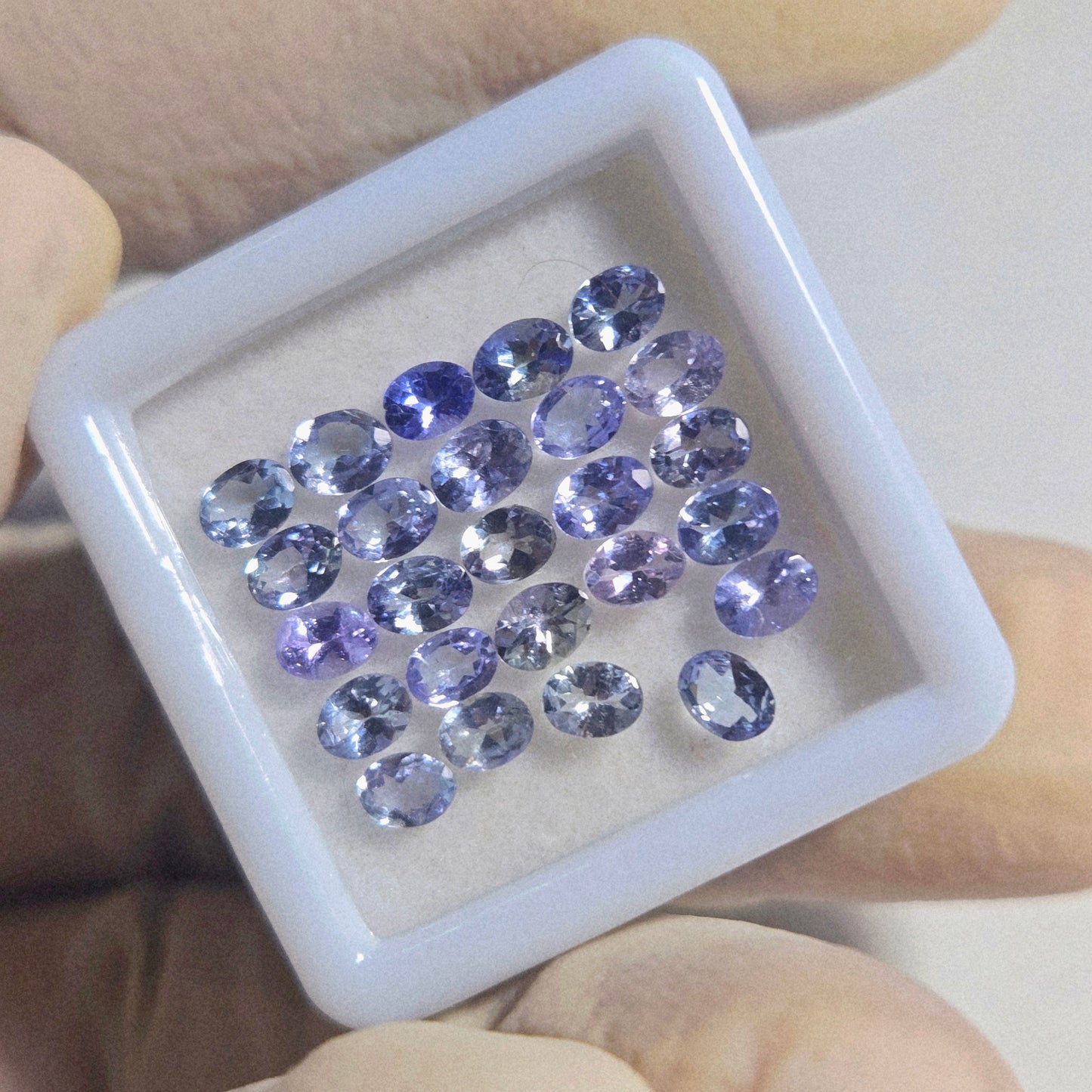 Natural Tanzanite Faceted Gemstones – 25 Pcs | 4 Carats | 4x3mm Oval Cut | Untreated AAA