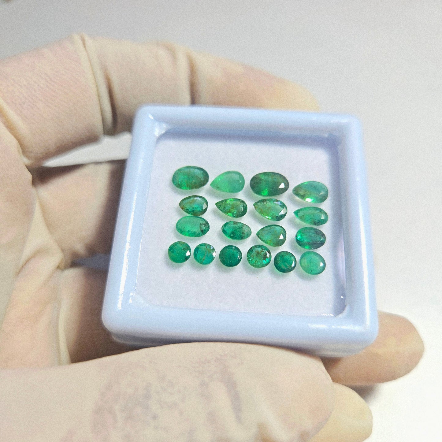 18 Pcs Natural Emerald Faceted Loose Gemstone – 5.8 Carats |3-6mm Mix Cut